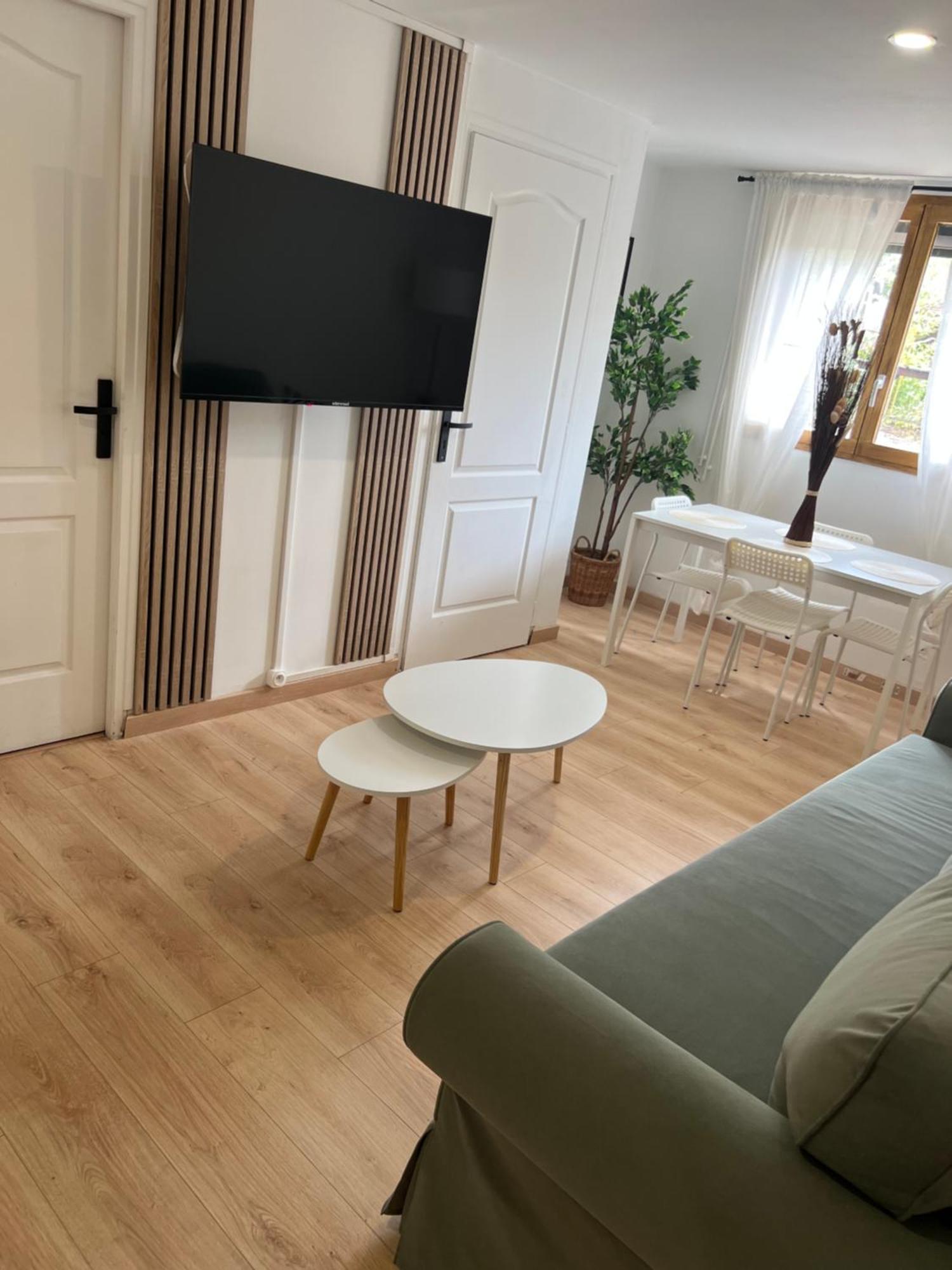 Appartement Pres De Paris, Disney & Cdg Tremblay-en-France Kültér fotó